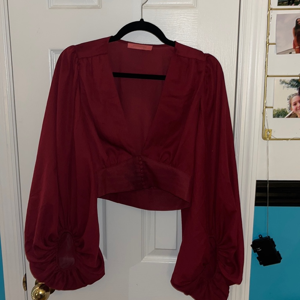 parachute sleeve top